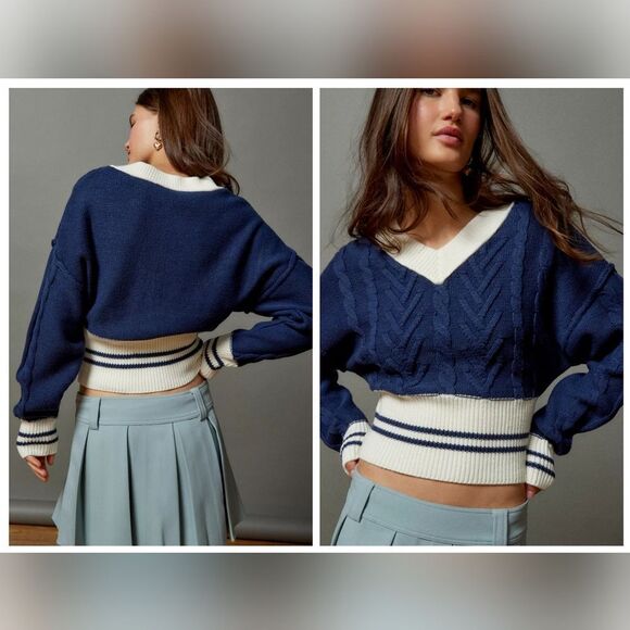 Bdg navy cable knit varsity v-neck pullover sweater size M - Picture 2 of 9